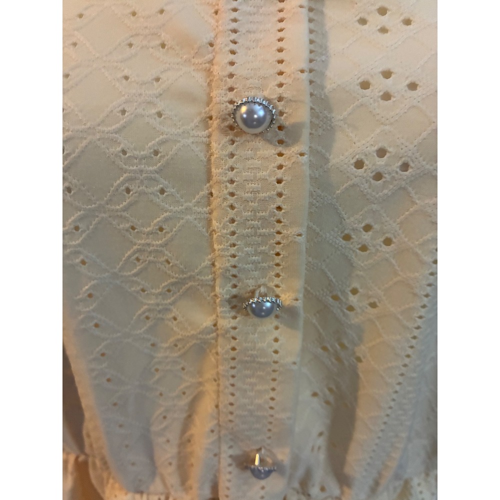 SHEIN Curve 2XL Pale Yellow Eyelet Puff Sleeve Peplum Top Faux Pearl Button - Picture 4 of 7